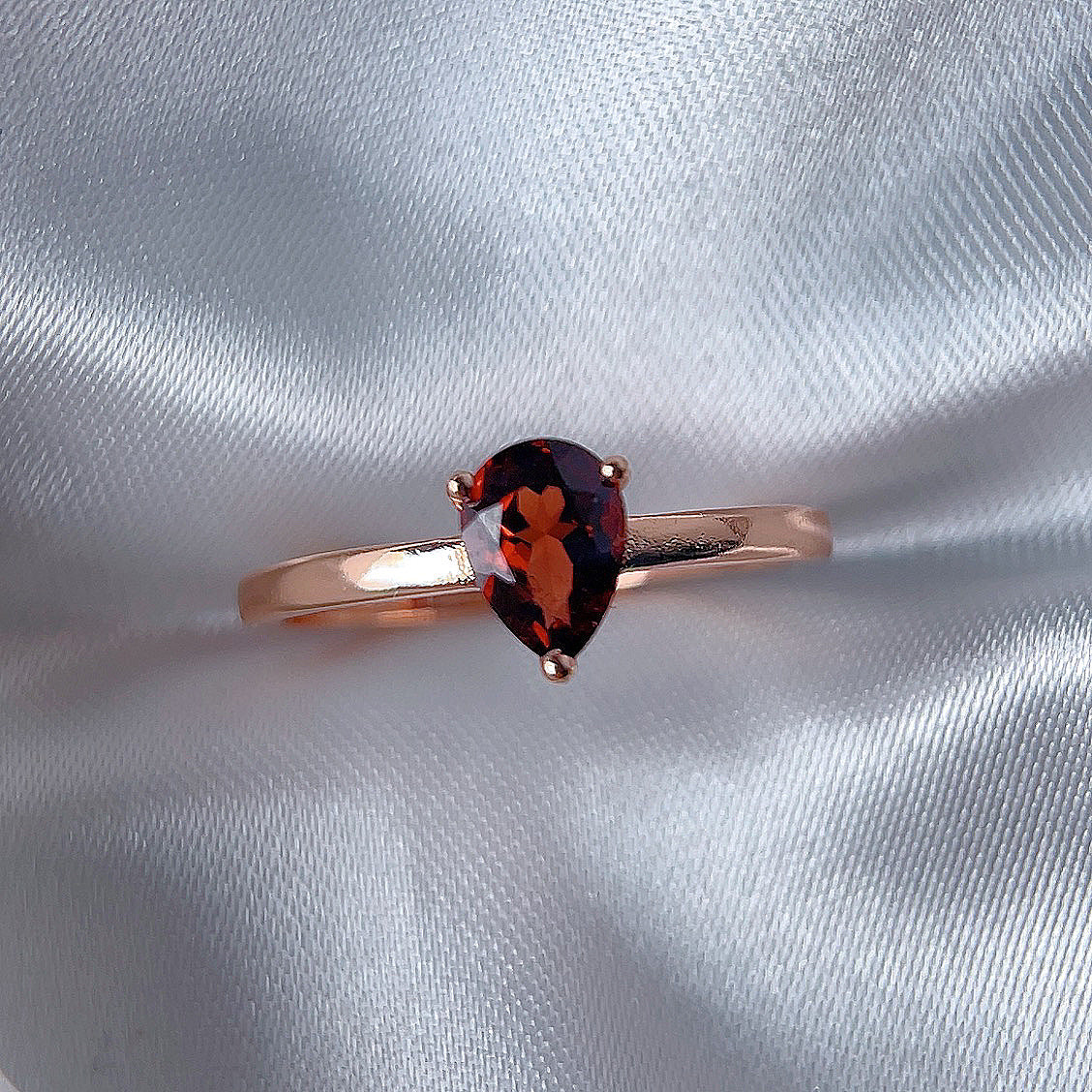 Rose Gold Setting Adjustable Ring With Natural Crystal